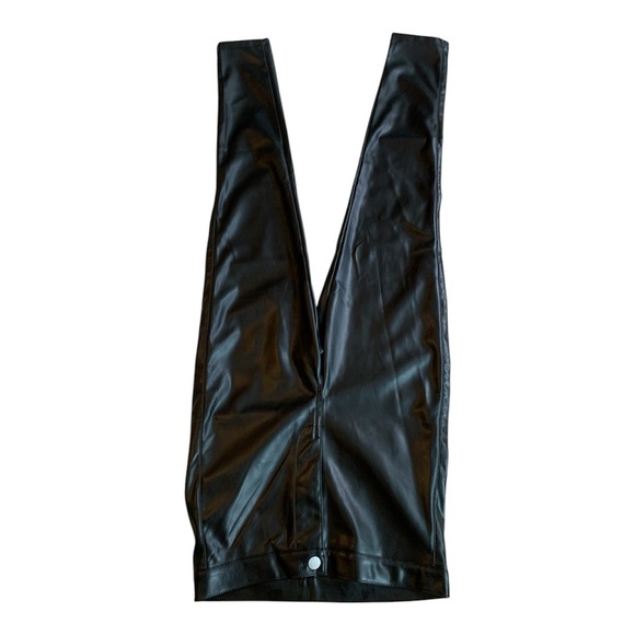 NWT Wet Seal Faux Black Pleather Straight Leg Pants Medium - Picture 11 of 14